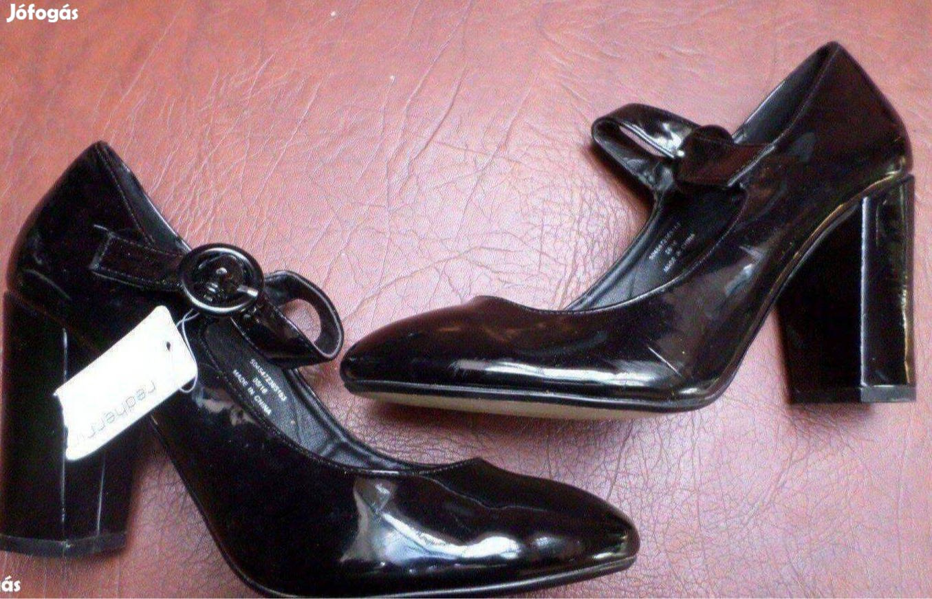 Női cipő lakkcipő Új