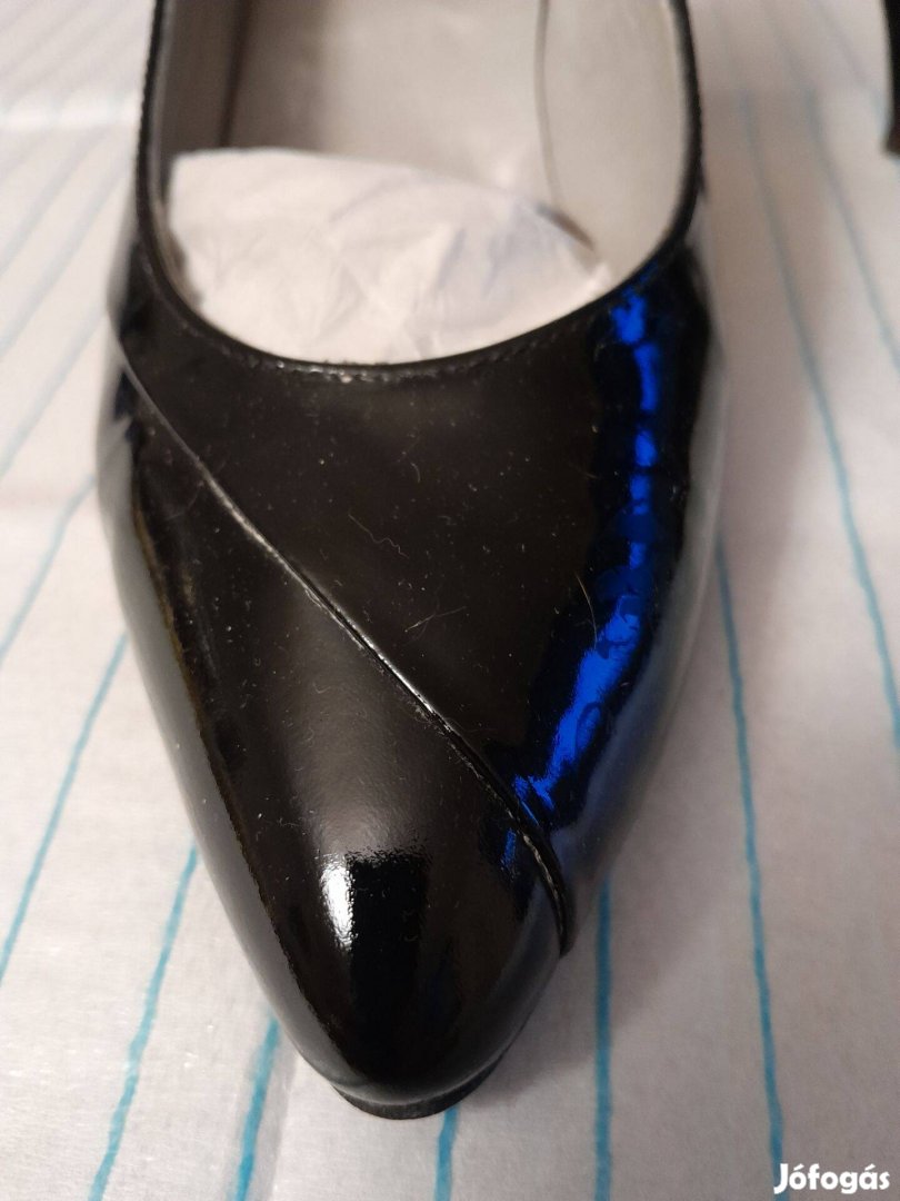 Női cipők 38 as méretbe több pár