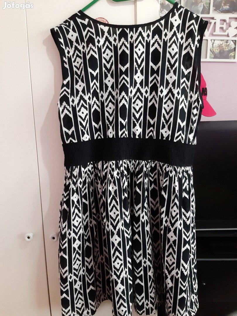 Női elegáns mintás hosszú ruha