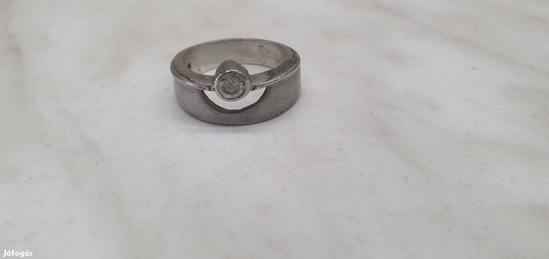 Női ezüst gyűrű