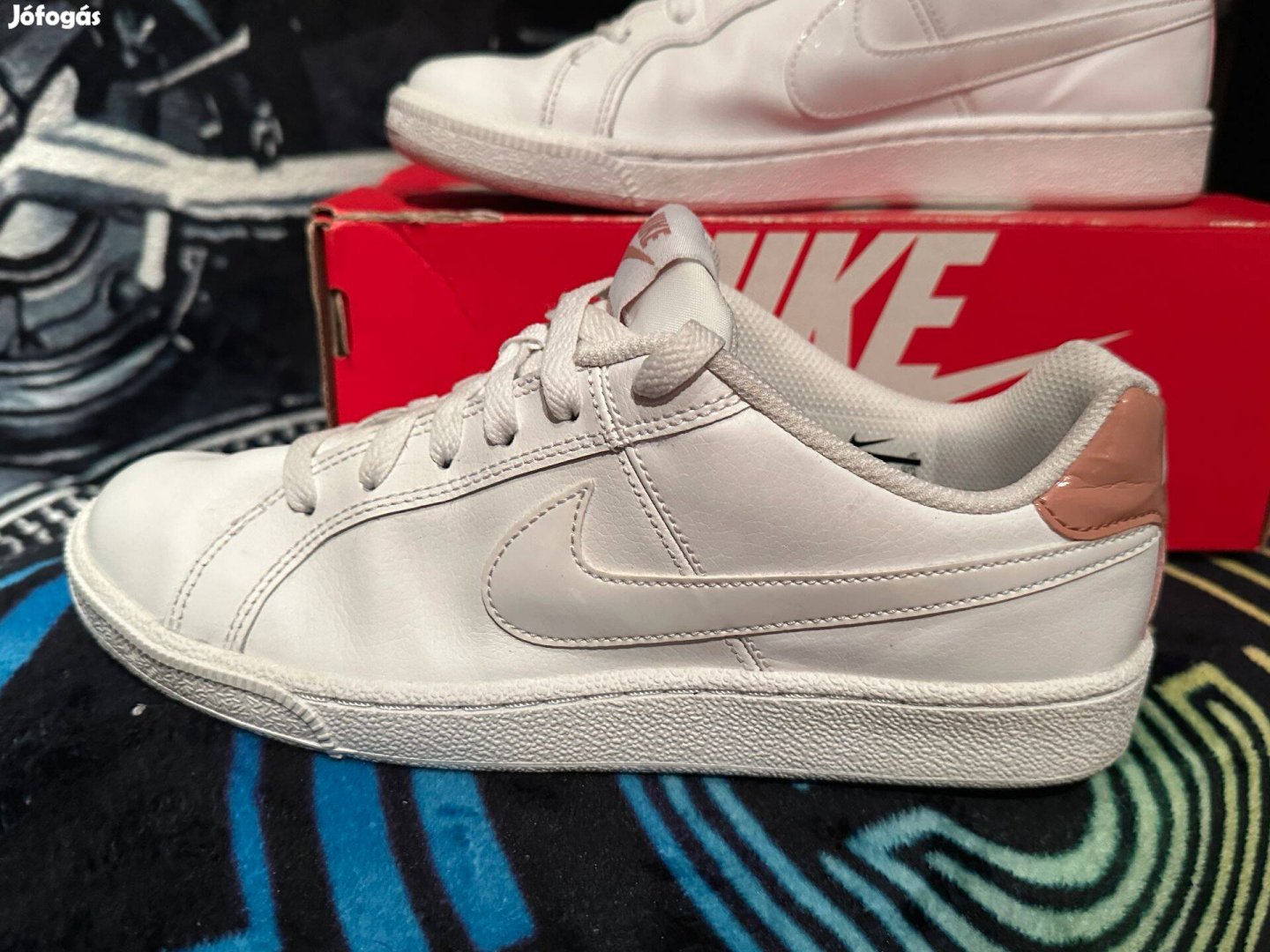 Női fehér Nike cipő (40-es méretben) Nem használt!