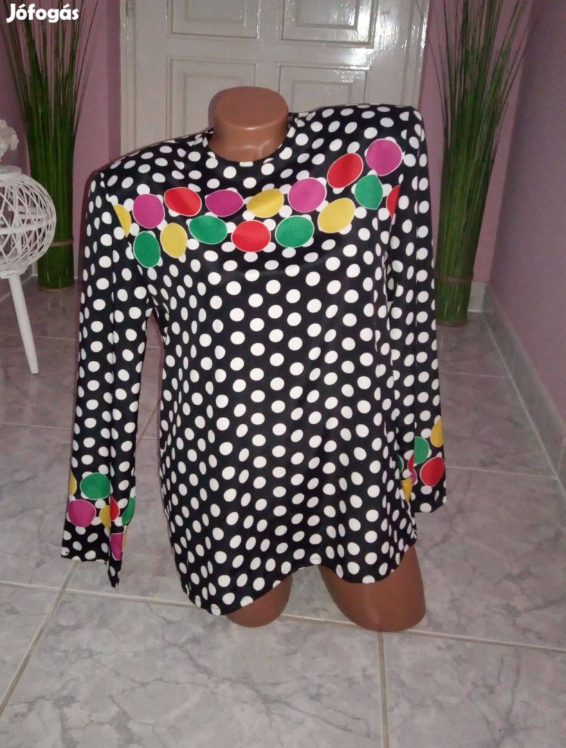 Női felső pöttyös