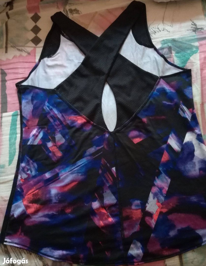 Női fittnes,edző trikó,új,44-méretben!74