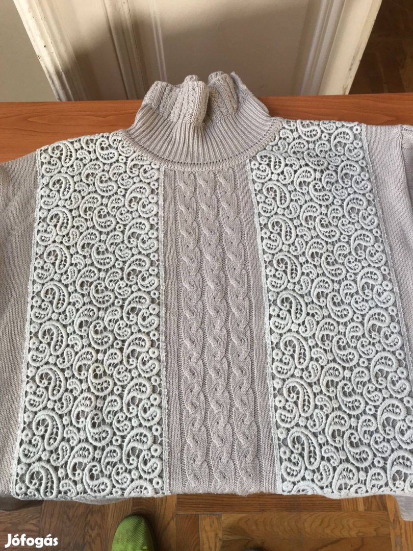 Női garbós mintás pulóver ruha