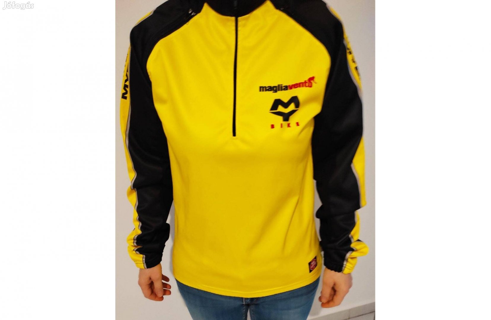 Női kerékpáros felső lecipzározható ujjal