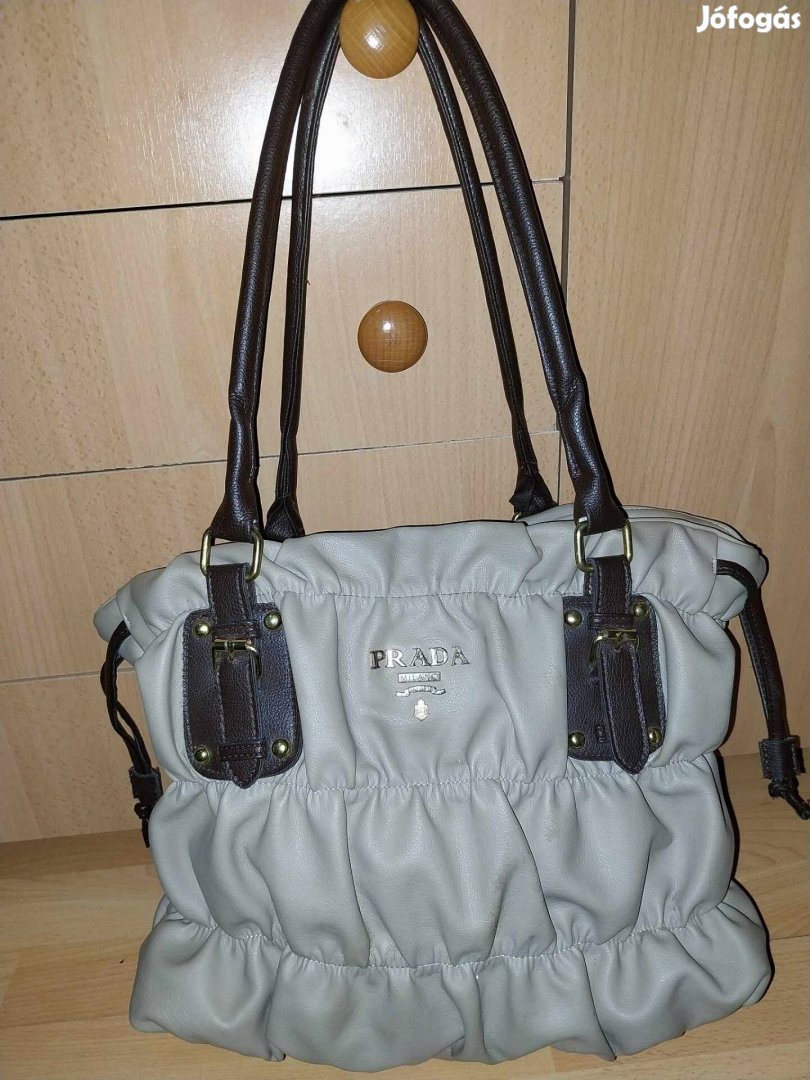 Női márkás táskák 