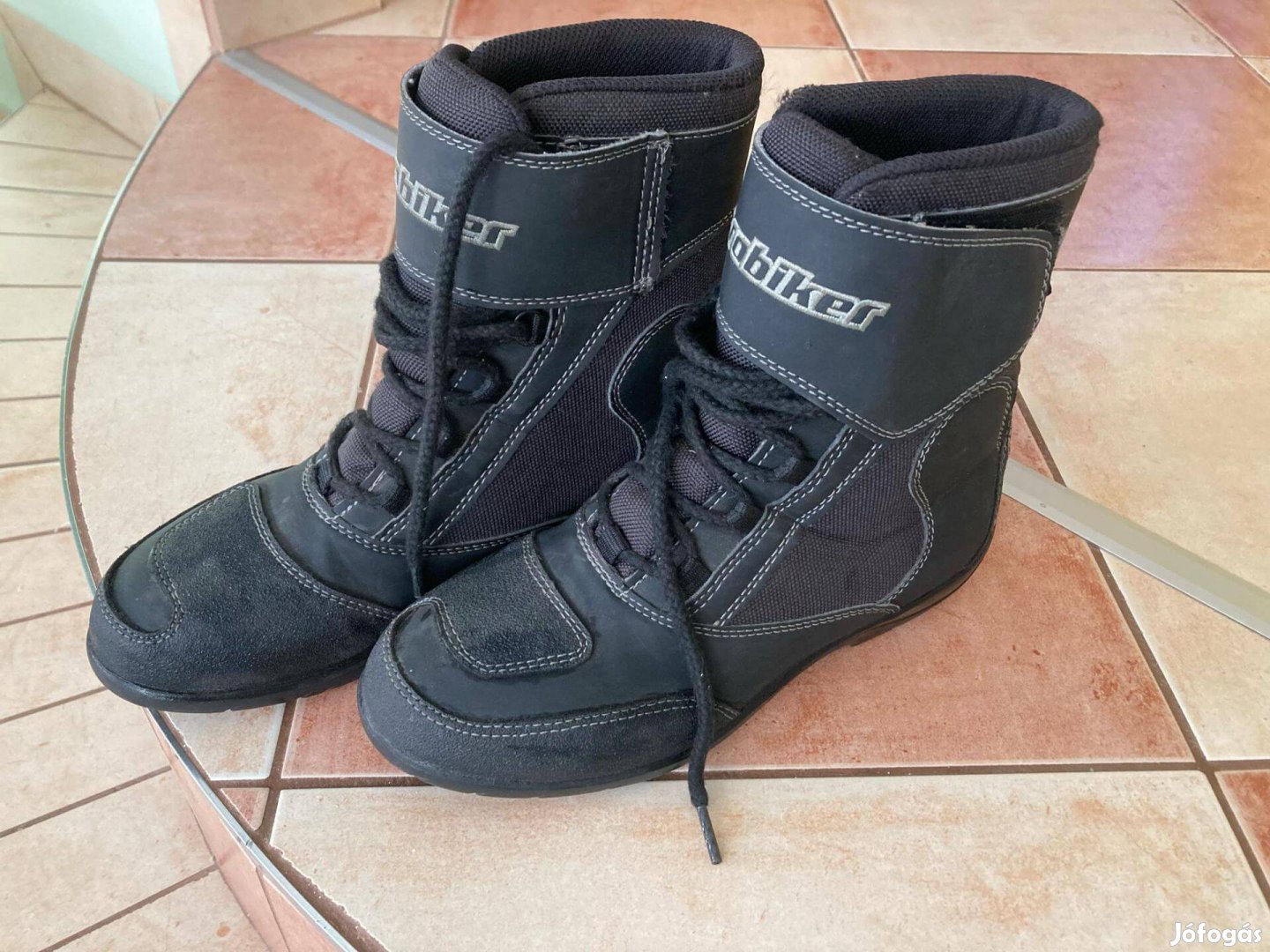 Női motoros csizma