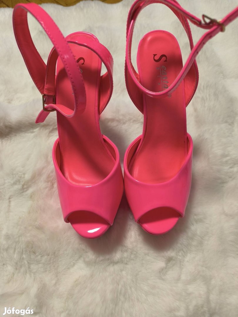 Női nyári pink lakk szandál 