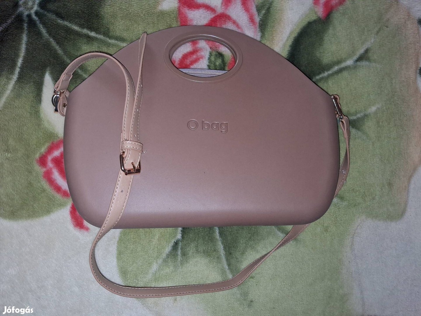 Női onbag táska
