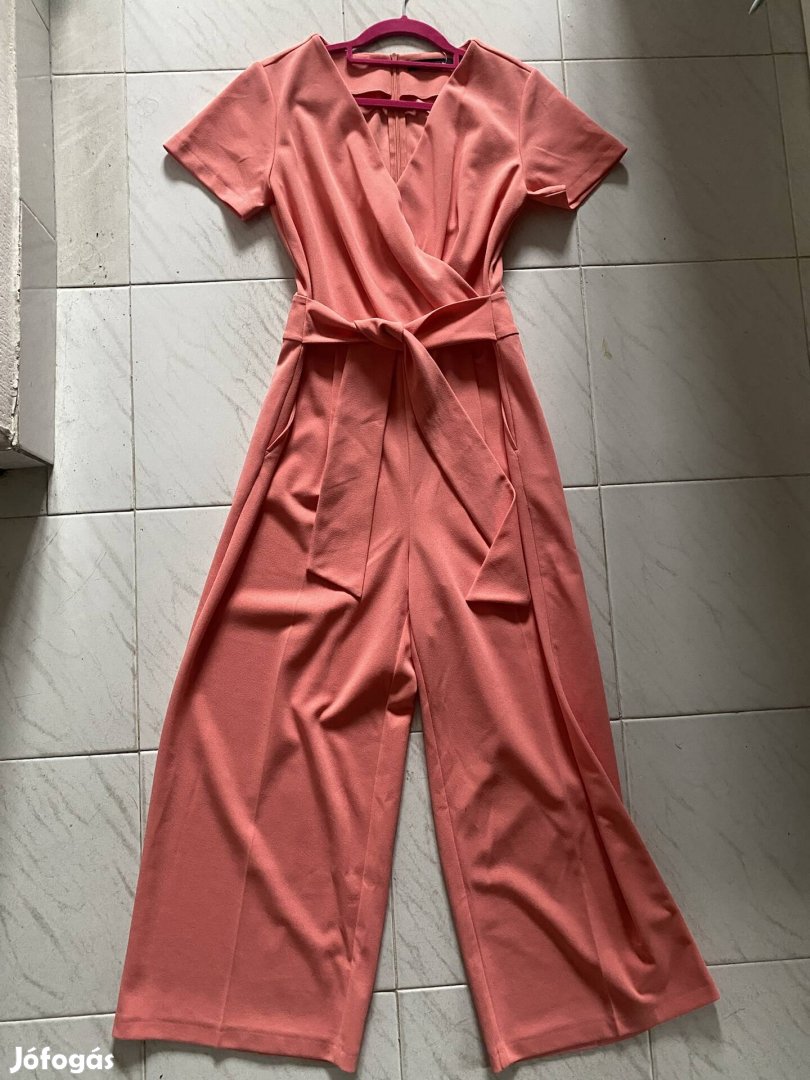 Nöi overal 36-os elegáns