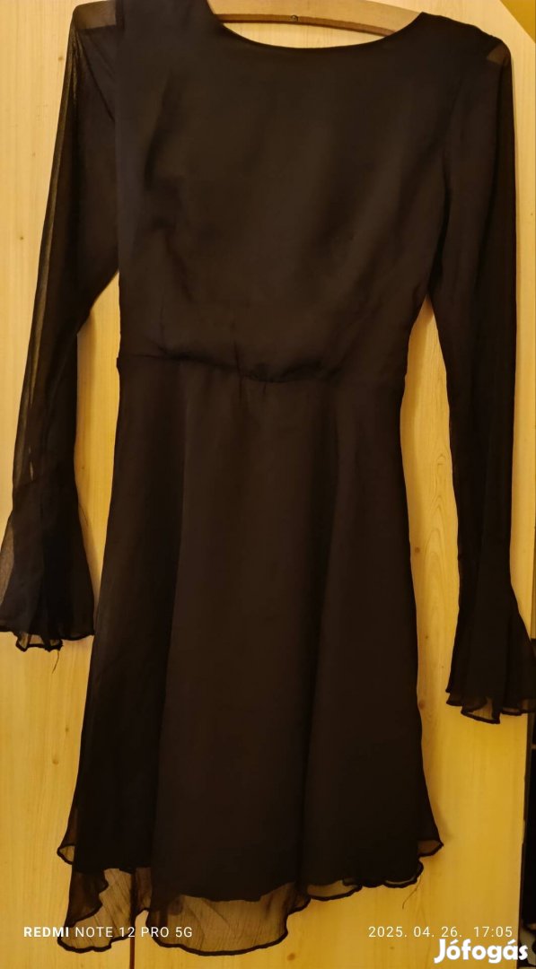 Női ruha (XS méret)