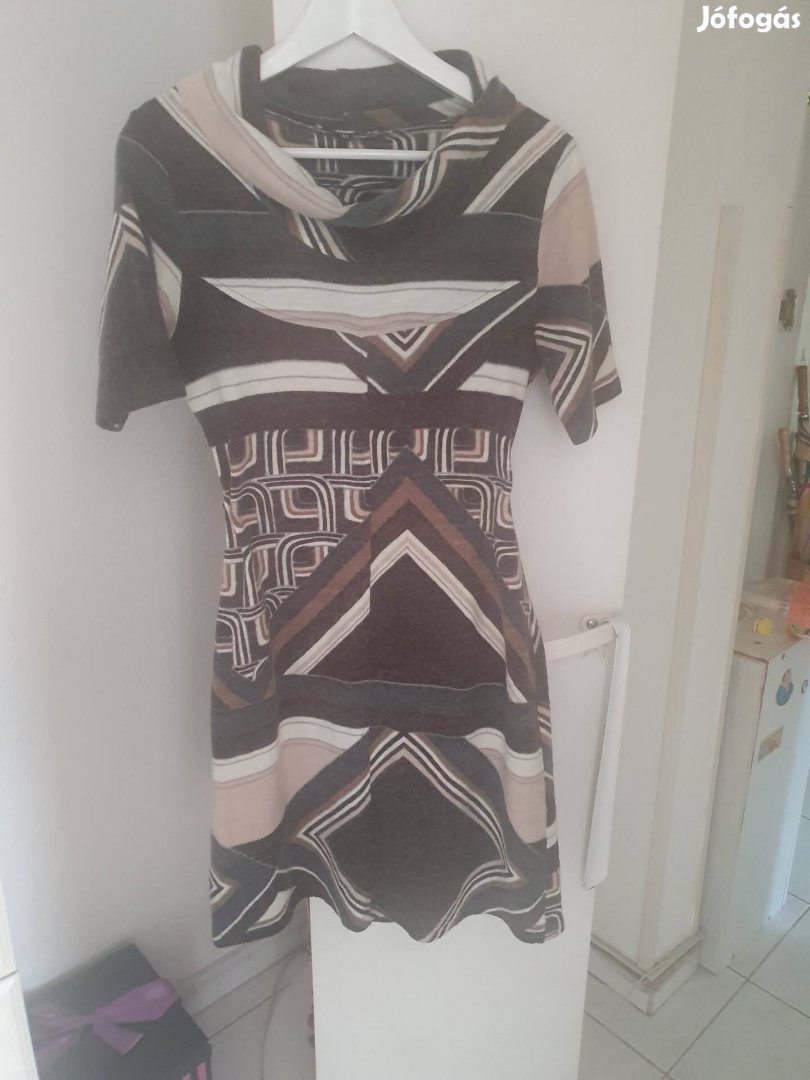 Női ruha, szoknya felső