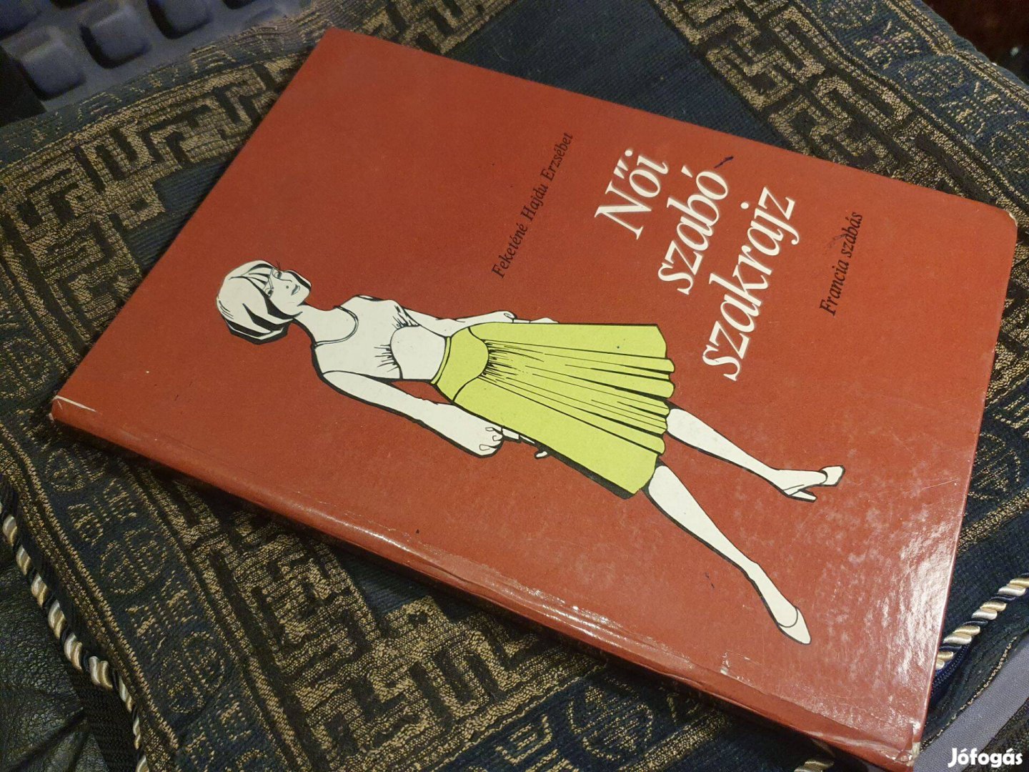 Női szabó szakrajz Női szabó szakmai ismeretek Szabás-varrás