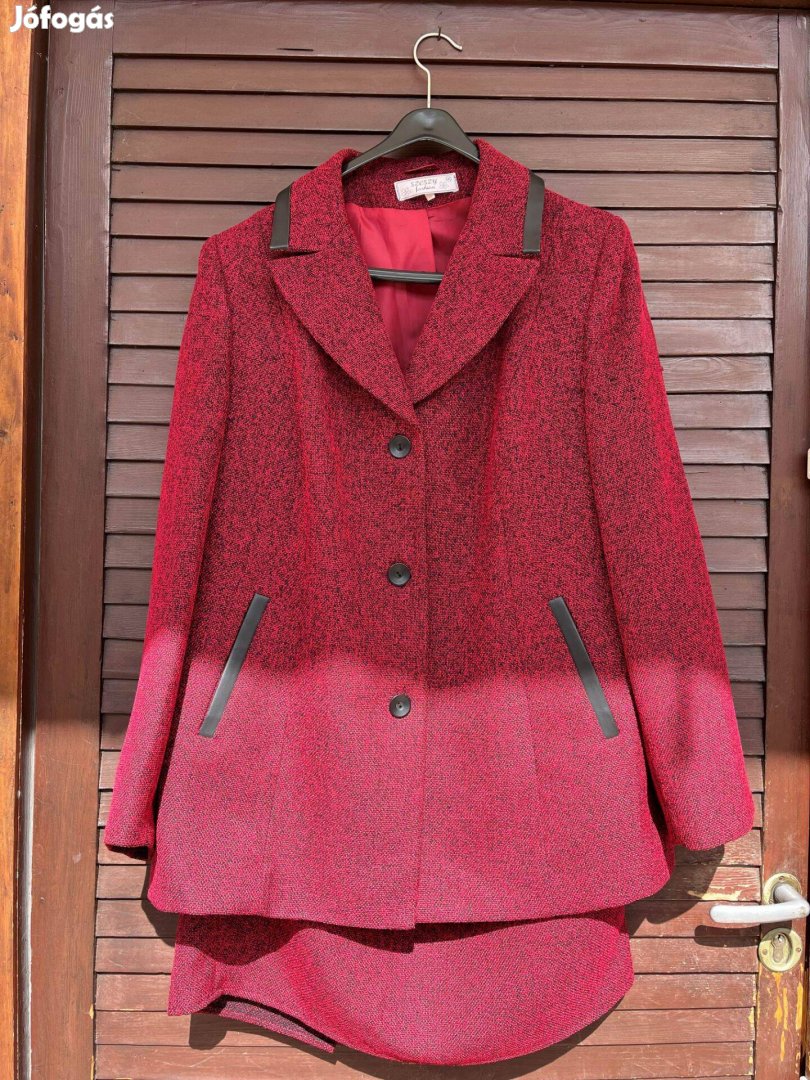 Női szoknyakosztüm