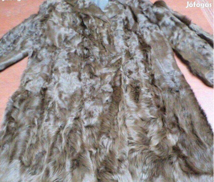 Női szőrme bunda modern újszerű gyönyörű