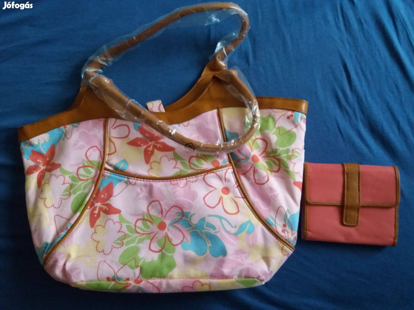 Női táska és pénztárca, új