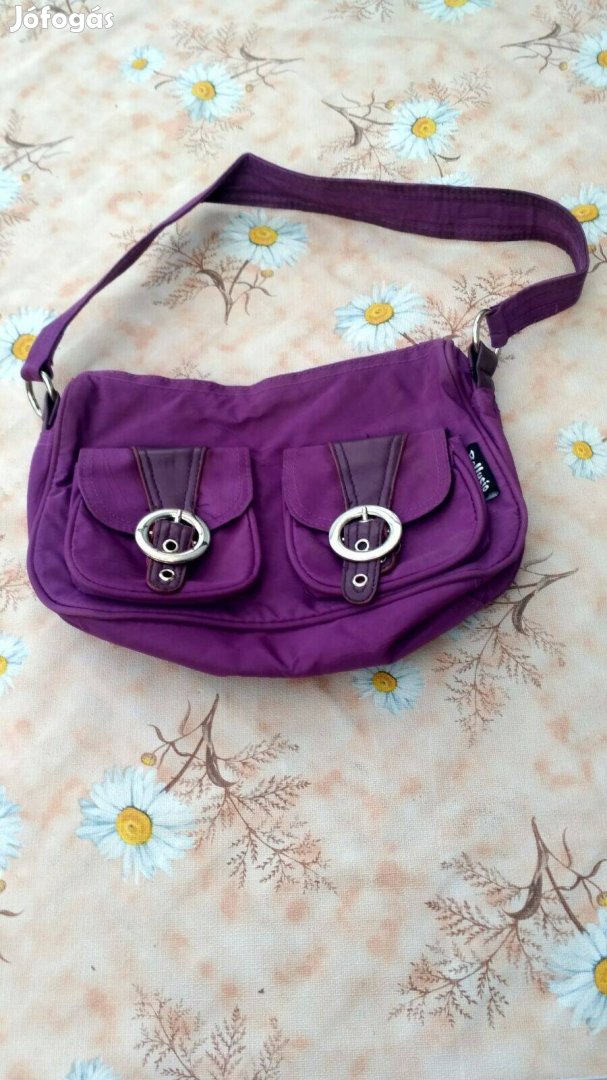 Női táska szép lila