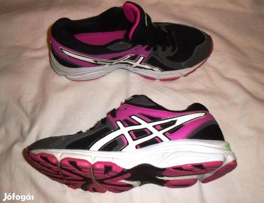 Női új Asics sport cipő 37-es