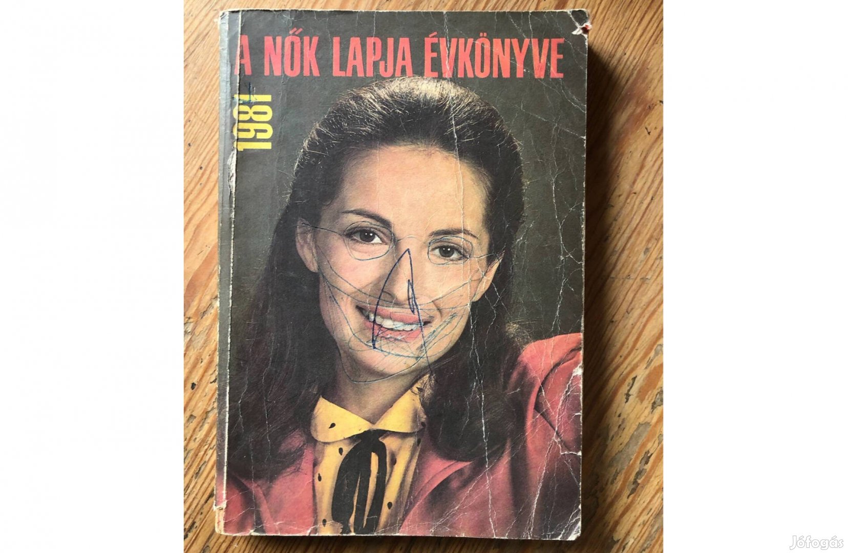 Nők lapja évkönyve 1981-es 850 Ft
