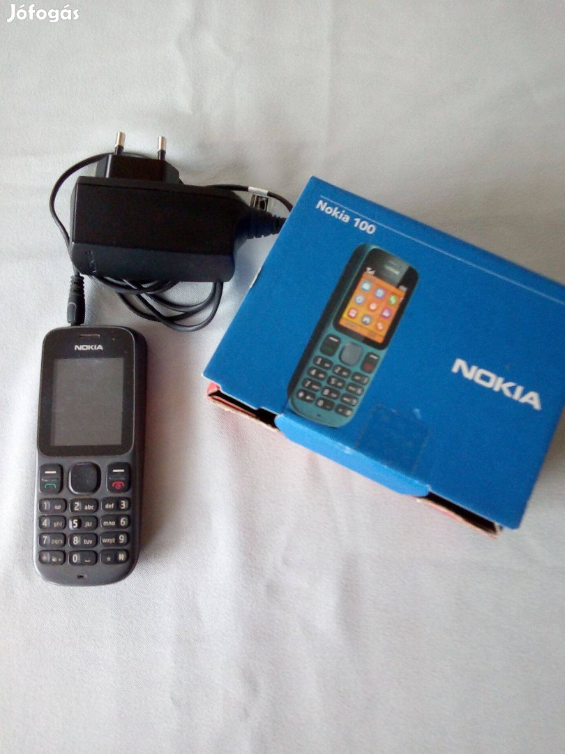 Nokia 100 nyomógombos mobiltelefon, töltővel, dobozában