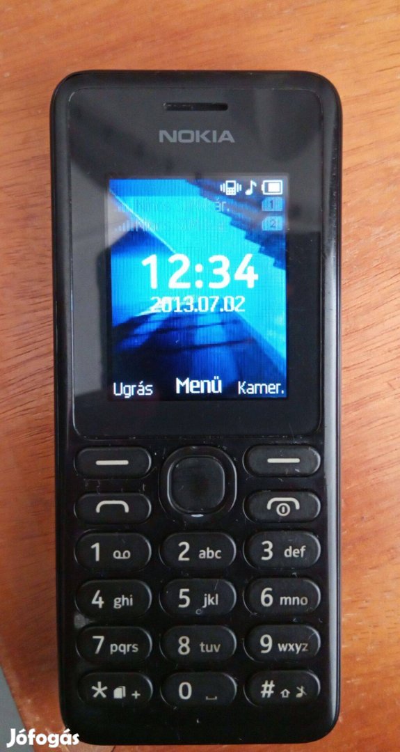 Nokia 108 telefon (Működőképes, töltőveé és fülessel)