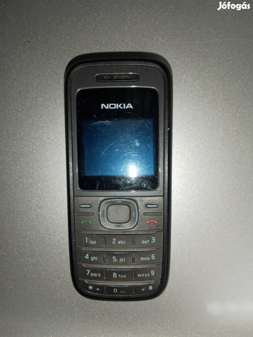 Nokia 1208 hagyományos telefon 