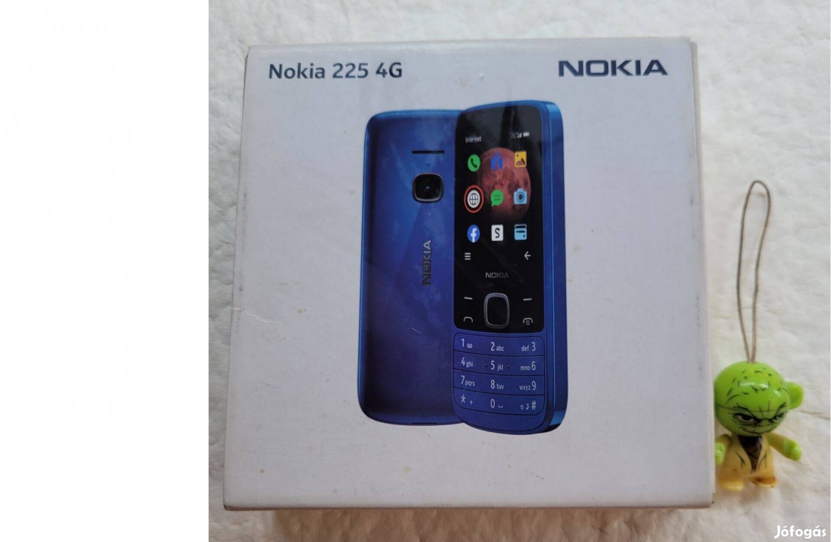 Nokia 225 4G Független Dual mobiltelefon