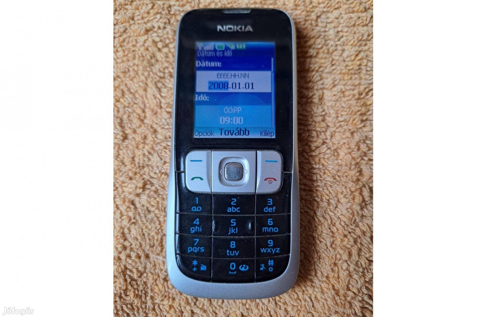 Nokia 2630 mobiltelefon + AC-3E hálózati töltő adapter