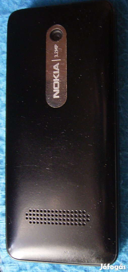 Nokia 301 független mobil új akksival, akár fényképezőnek, zenelejátsz