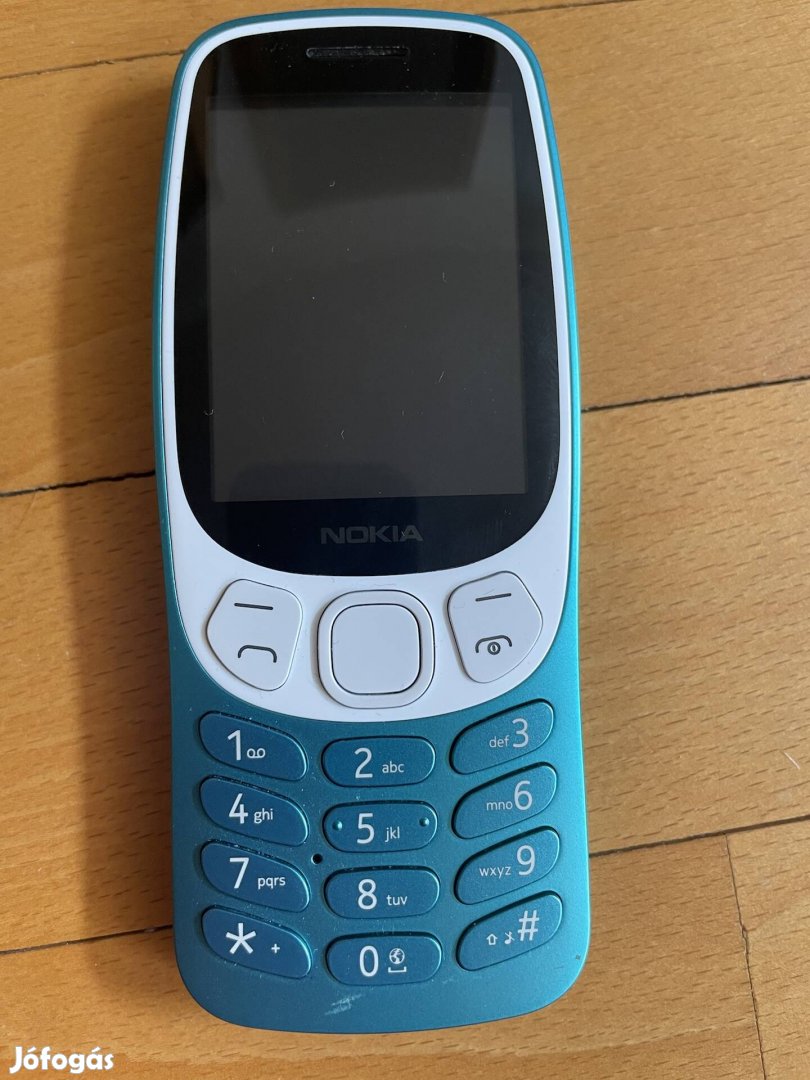 Nokia 3210.   