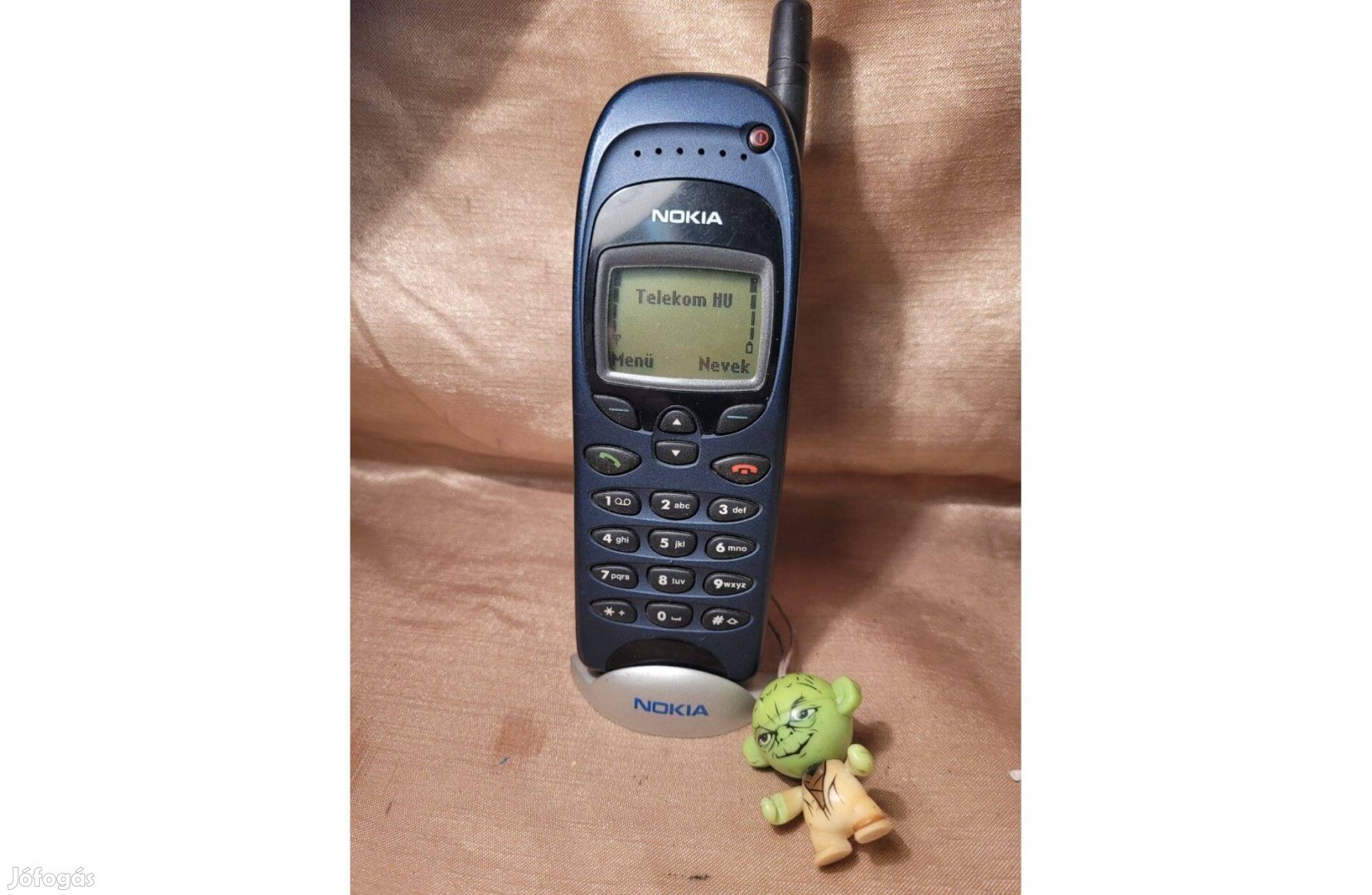 Nokia 6150 független telefon