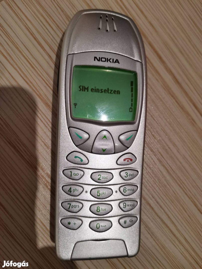 Nokia 6210 mobiltelefon