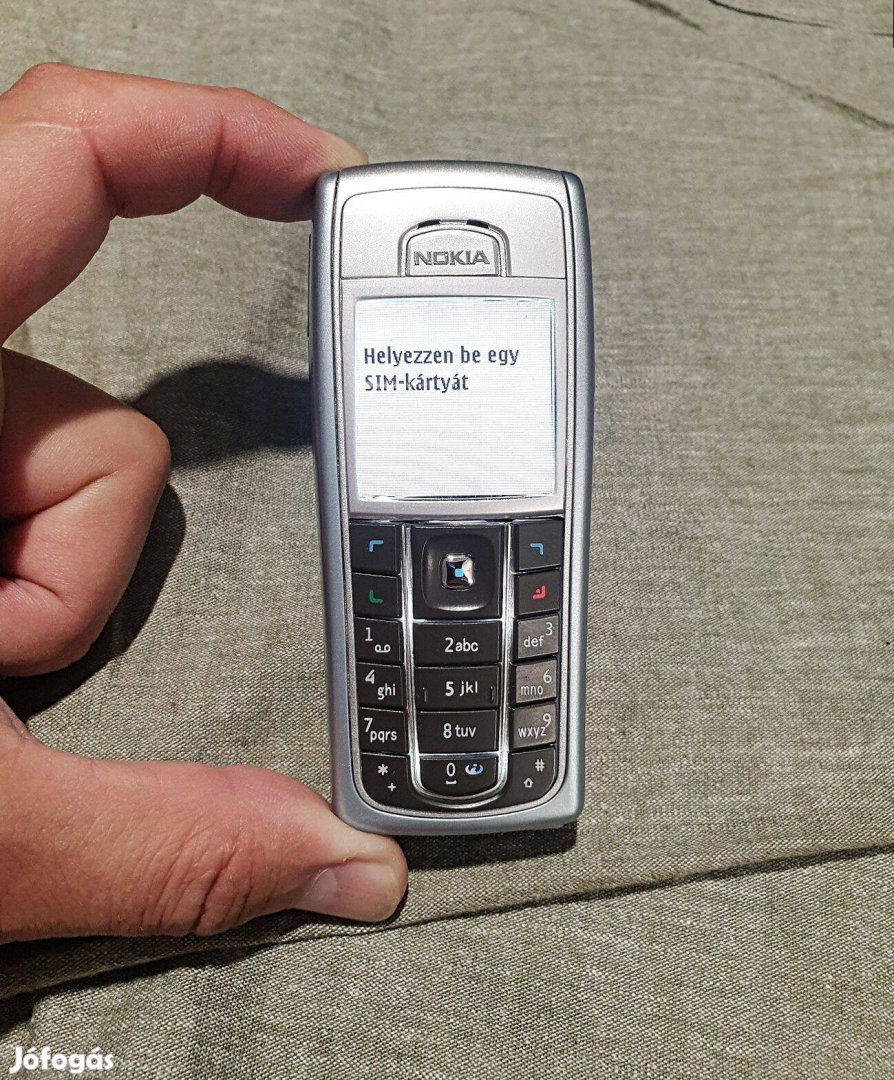 Nokia 6230i telefon függelten magyar nyelvű ezüst kék színben