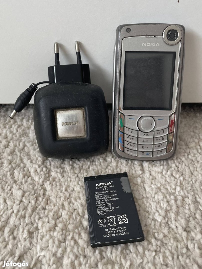 Nokia 6680 töltővel fellelt állapotban
