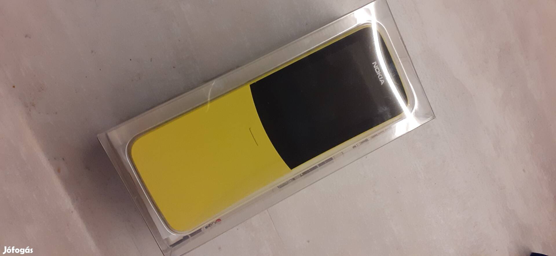 Nokia 8110 4G Bontatlan Új Banántelefon Új