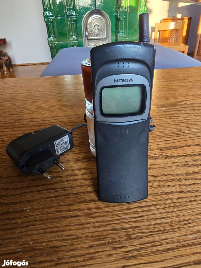 Nokia 8110i mobiltelefon