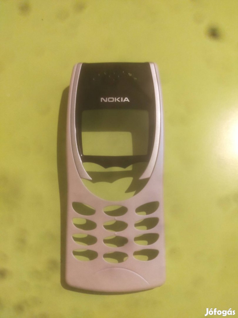 Nokia 8210 Kaméleon Elolap