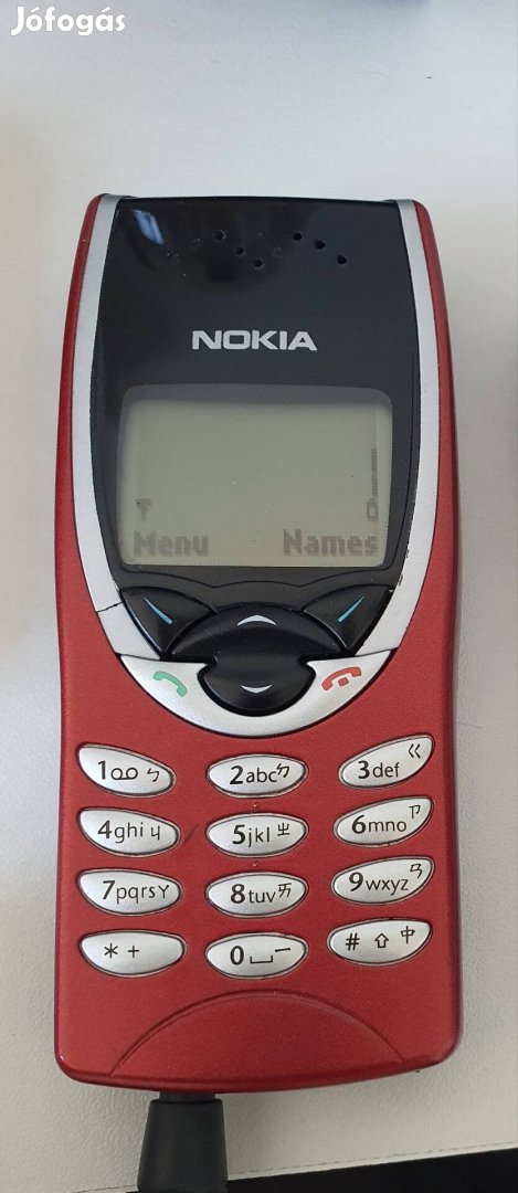 Nokia 8210 töltővel