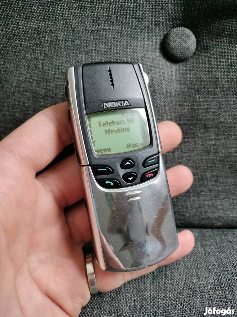 Nokia 8810 Retro Mobiltelefon 