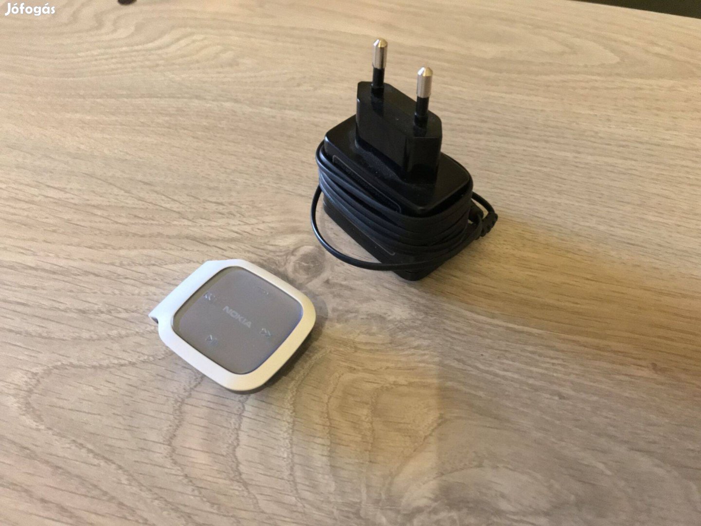 Nokia BH-214 BT Bluetooth vevő ( 3,5 Aux kimenettel)