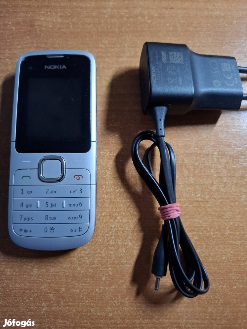 Nokia C1-01 független eladó.