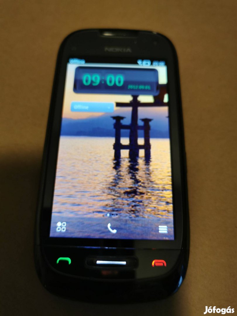 Nokia C7 Symbian rendszerű telefon,szép állapotban eladó alkalmi áron!