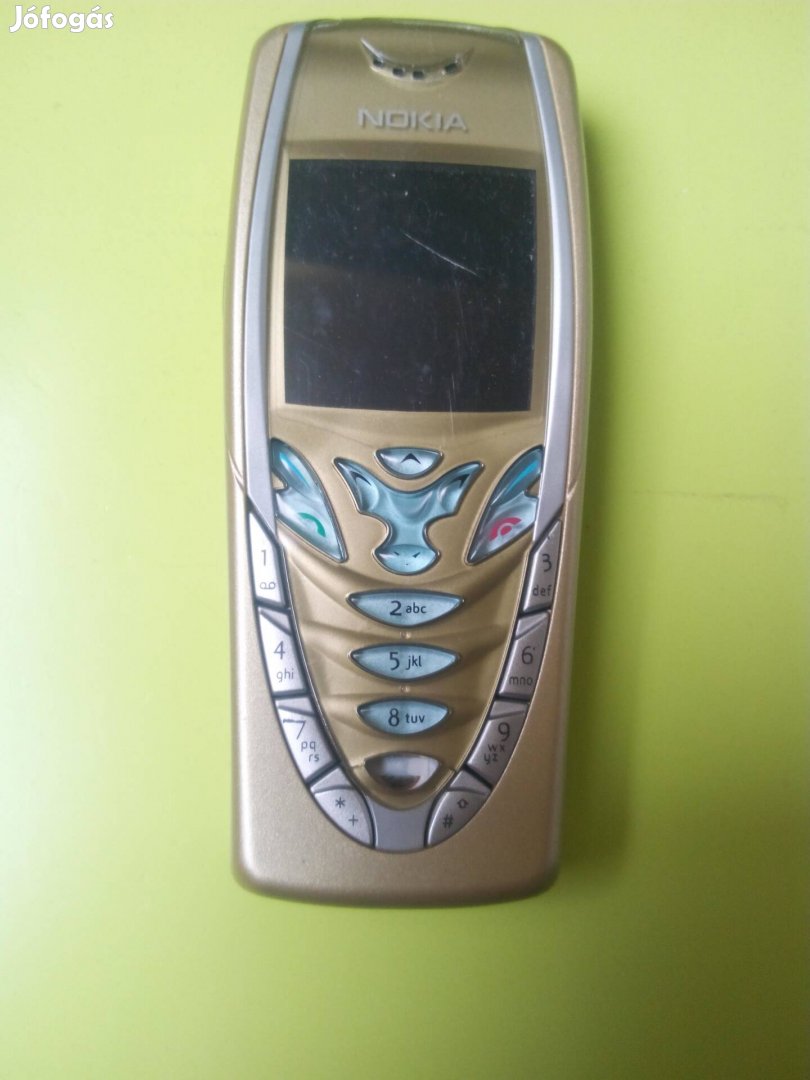 Nokia  7210 