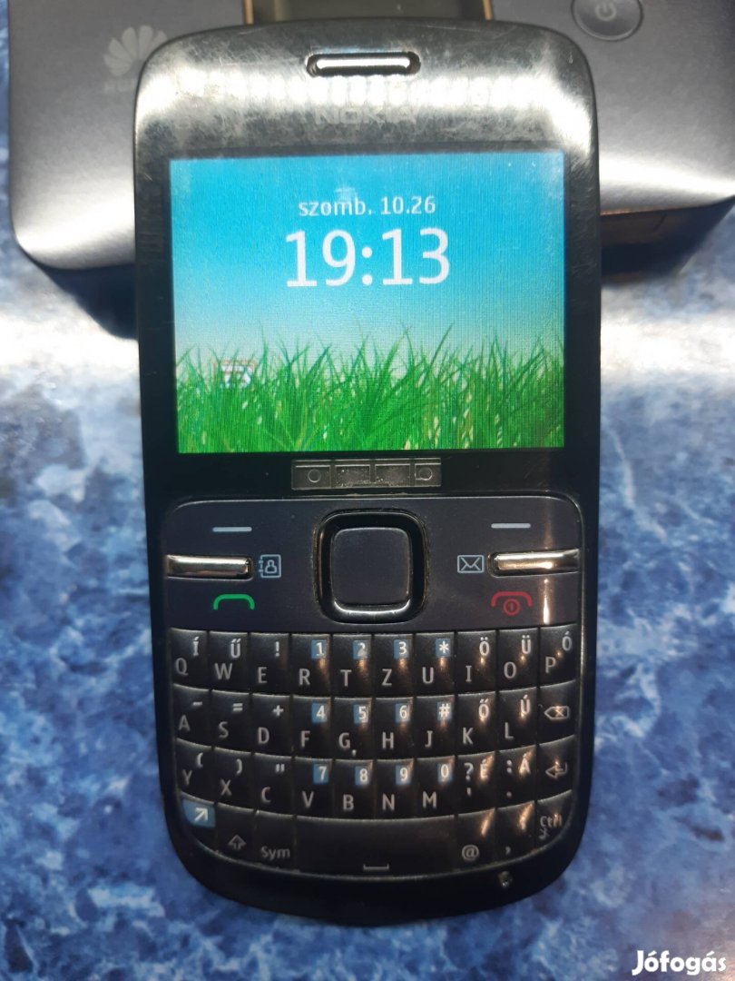 Nokia c3-00 használt mobiltelefon