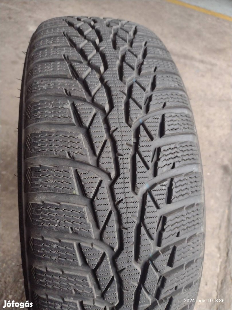 Nokian 185 / 60 R15 téli garnitúra eladó 8mm profillal.