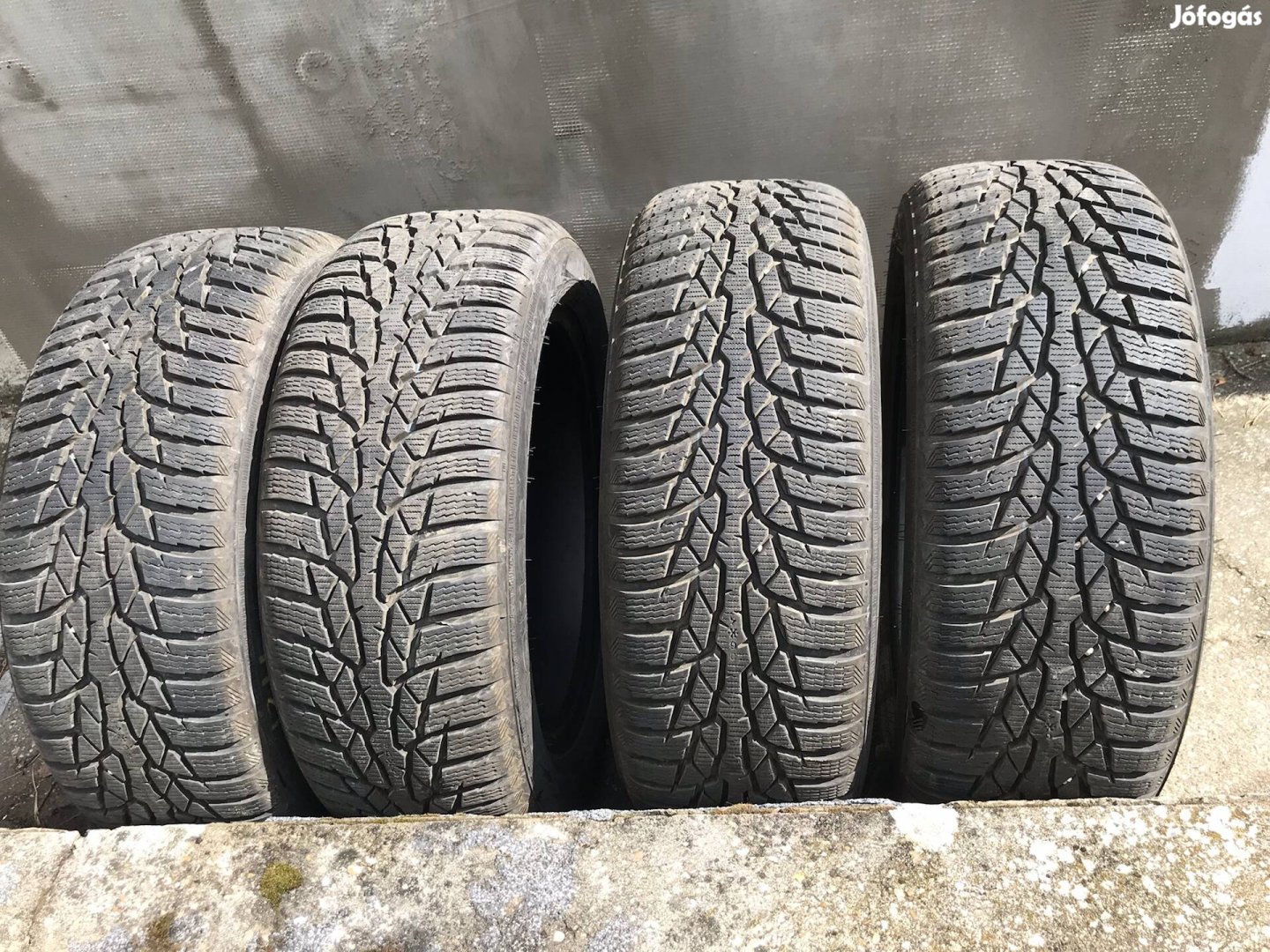 Nokian 195/55 r16 téli 8mm Prius 