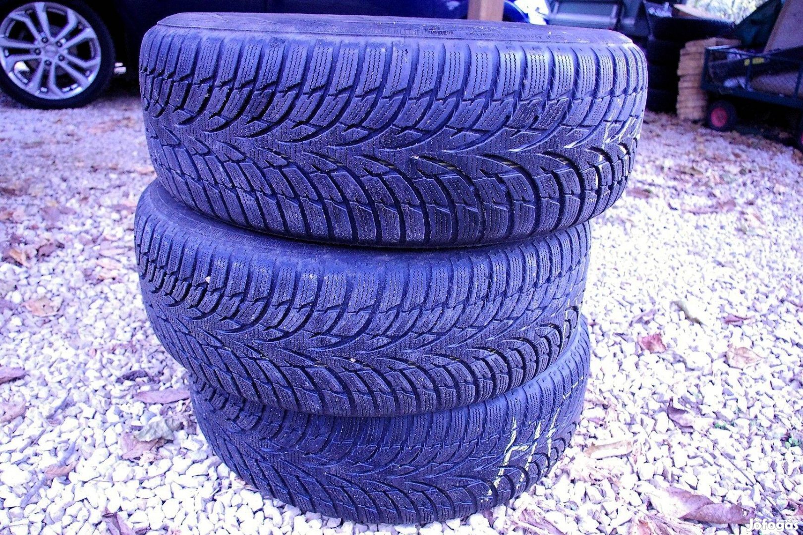 Nokian 205/65 R15 téli gumi eladó 3 db