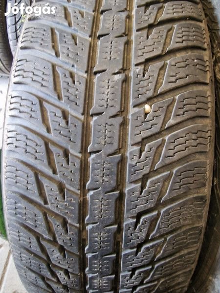 Nokian 215/55R18 WR SUV3 5mm DOT21 használt gumi HG13027 téli