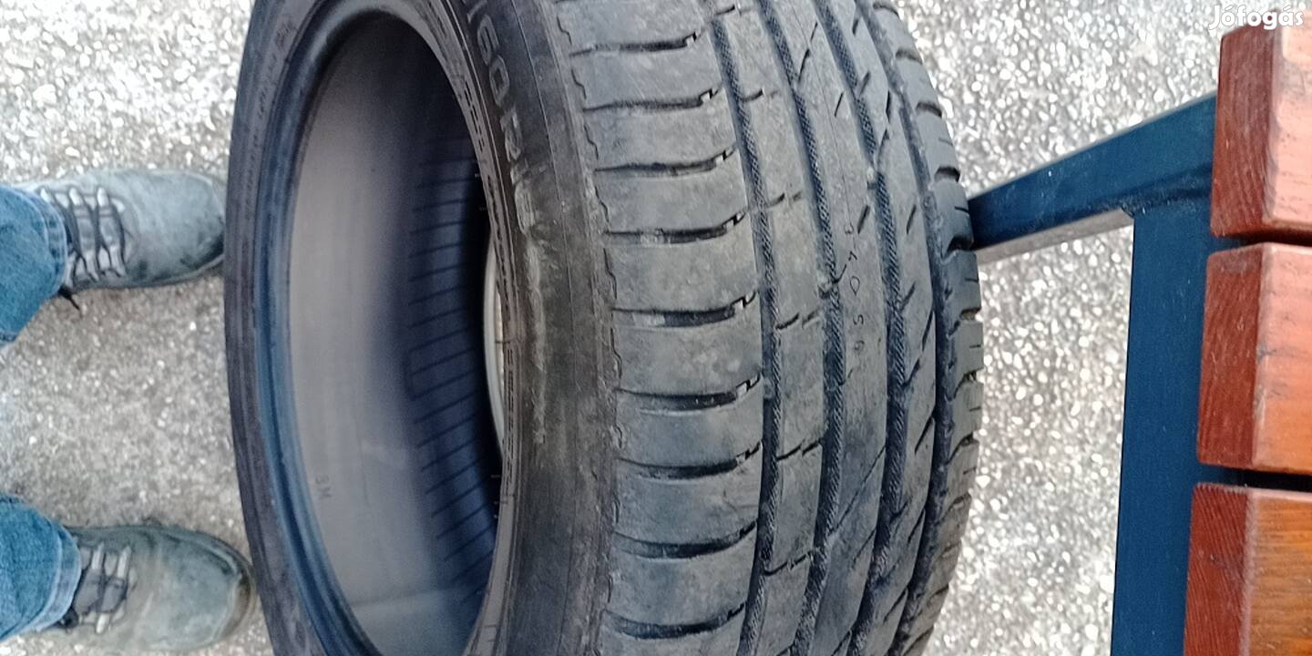 Nokian 215/60R16 használt gumi köpeny 