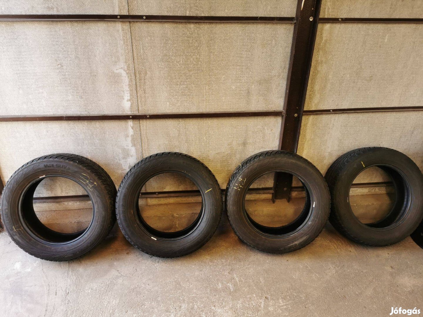 Nokian 225/60 R17 WR SUV 3 téligumi szett